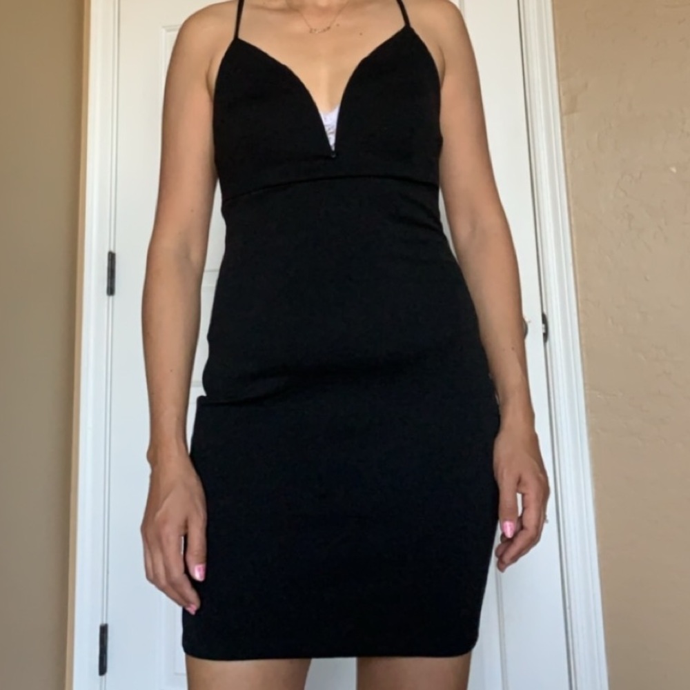 Black Deep V Neck Short Push Up Dress